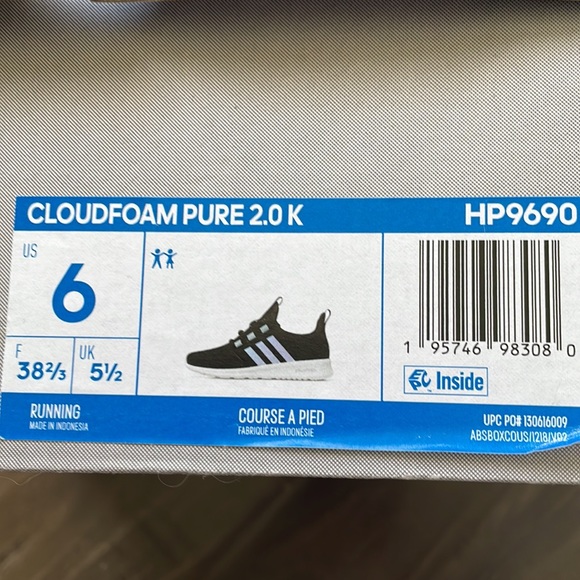 Adidas running girls shoes . - Picture 8 of 8